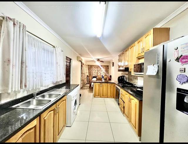 3 BEDROOM HOUSE FOR SALE IN ORIENT HEIGHTS